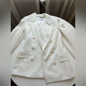 Aritzia white blazer